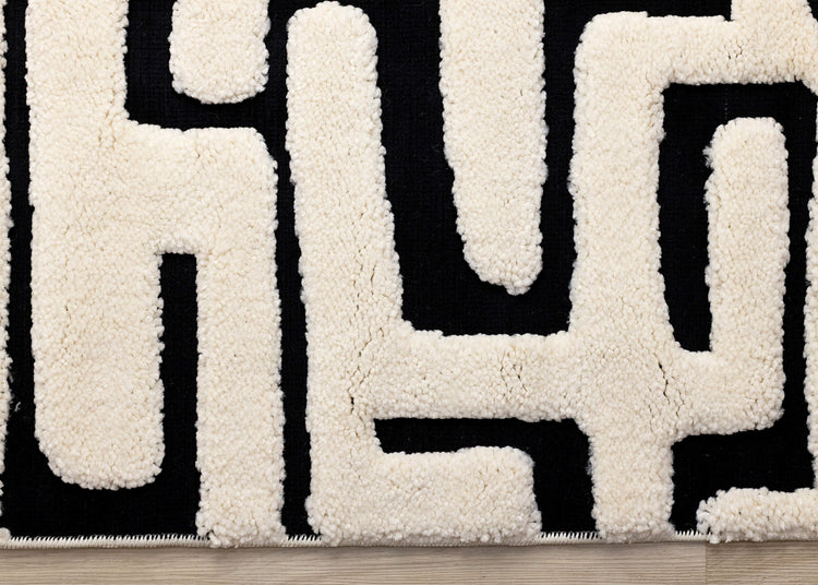Mareeba White Black Abstract Design Rug