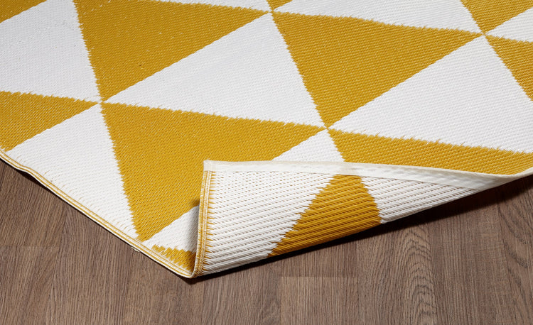 Fiesta FIE-4515-YELL Indoor Outdoor Ochre Triangle Reversible Plastic Area Rug By Viana Inc