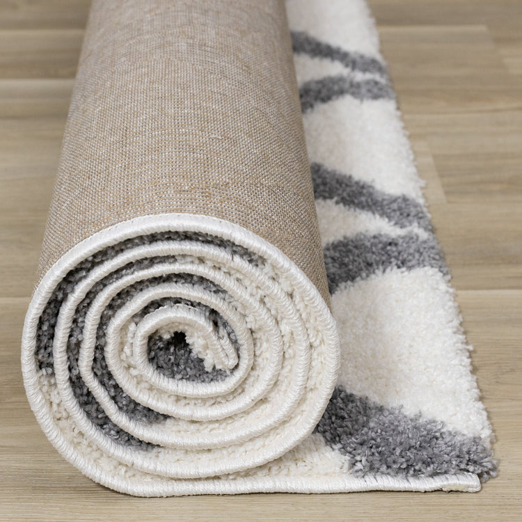 Fergus White Grey Ogee Bulky Shag de Kalora Interiors