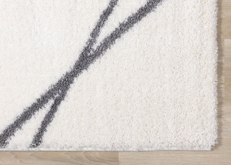 Alfombra peluda Fergus White Grey Lines Crossing de Kalora Interiors
