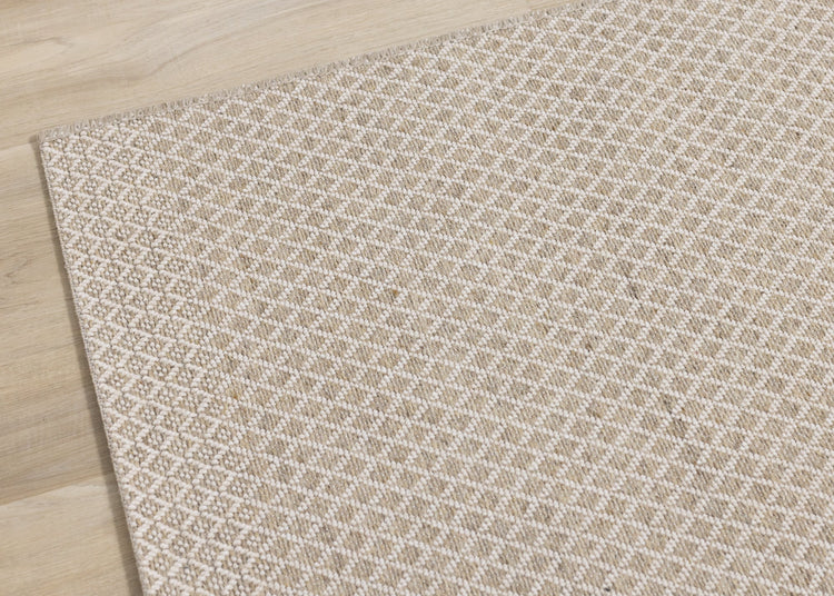 Peak Beige Small Crosshatch Geometric Rug by Kalora Interiors