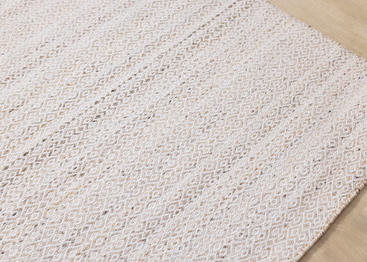 Aspen Beige Cream Rhombus Pattern Woven Rug