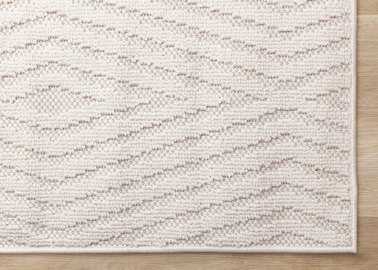 Isla White Diamond Trellis Design Rug