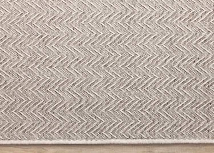 Peak Grey Chevron Design Rug