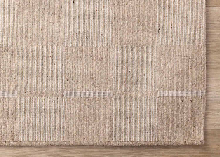 Peak Beige White Checkered Design Rug