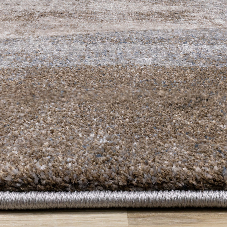 Alfombra triangular robusta marrón gris crema Breeze de Kalora Interiors