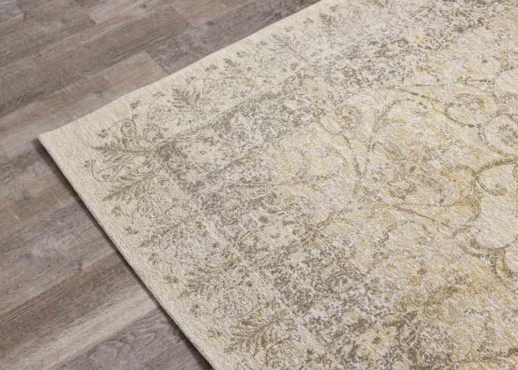 Alfombra tradicional beige crema de Kalora Interiors