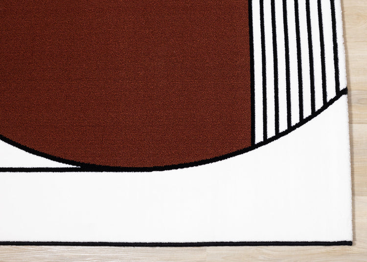 Alfombra de felpa geométrica Art Déco en blanco, negro, naranja Claro de Kalora Interiors