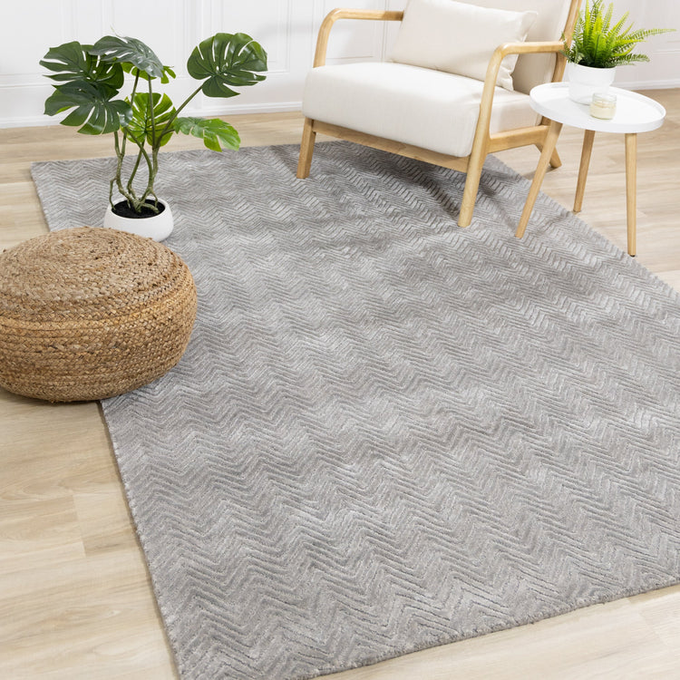 Alfombra de área de lana tejida a mano en gris real de Kalora Interiors