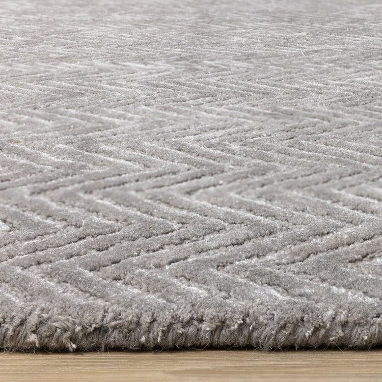 Alfombra de área de lana tejida a mano en gris real de Kalora Interiors